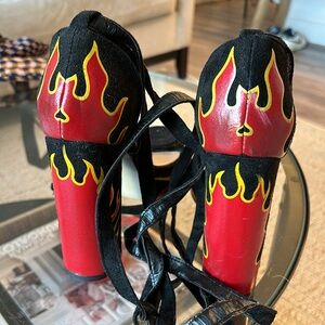 Lamoda 8 Dolls Kill Flame Black Velvet Lace Up Heels